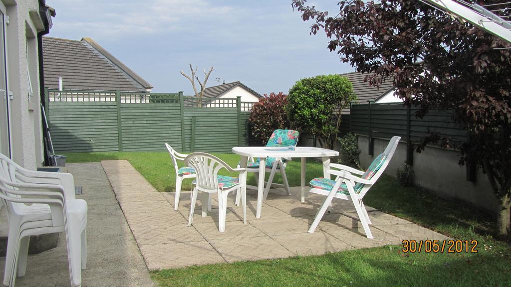 Tranquility Portstewart Villa Room photo