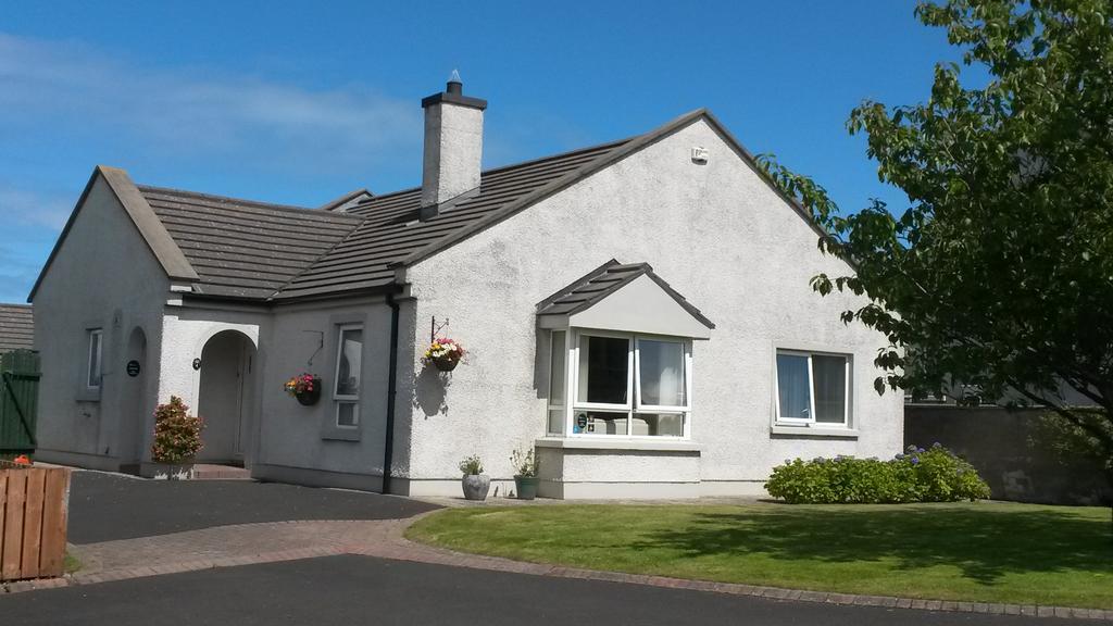 Tranquility Portstewart Villa Exterior photo